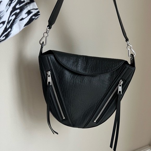 Vince Camuto bag - Picture 2 of 8